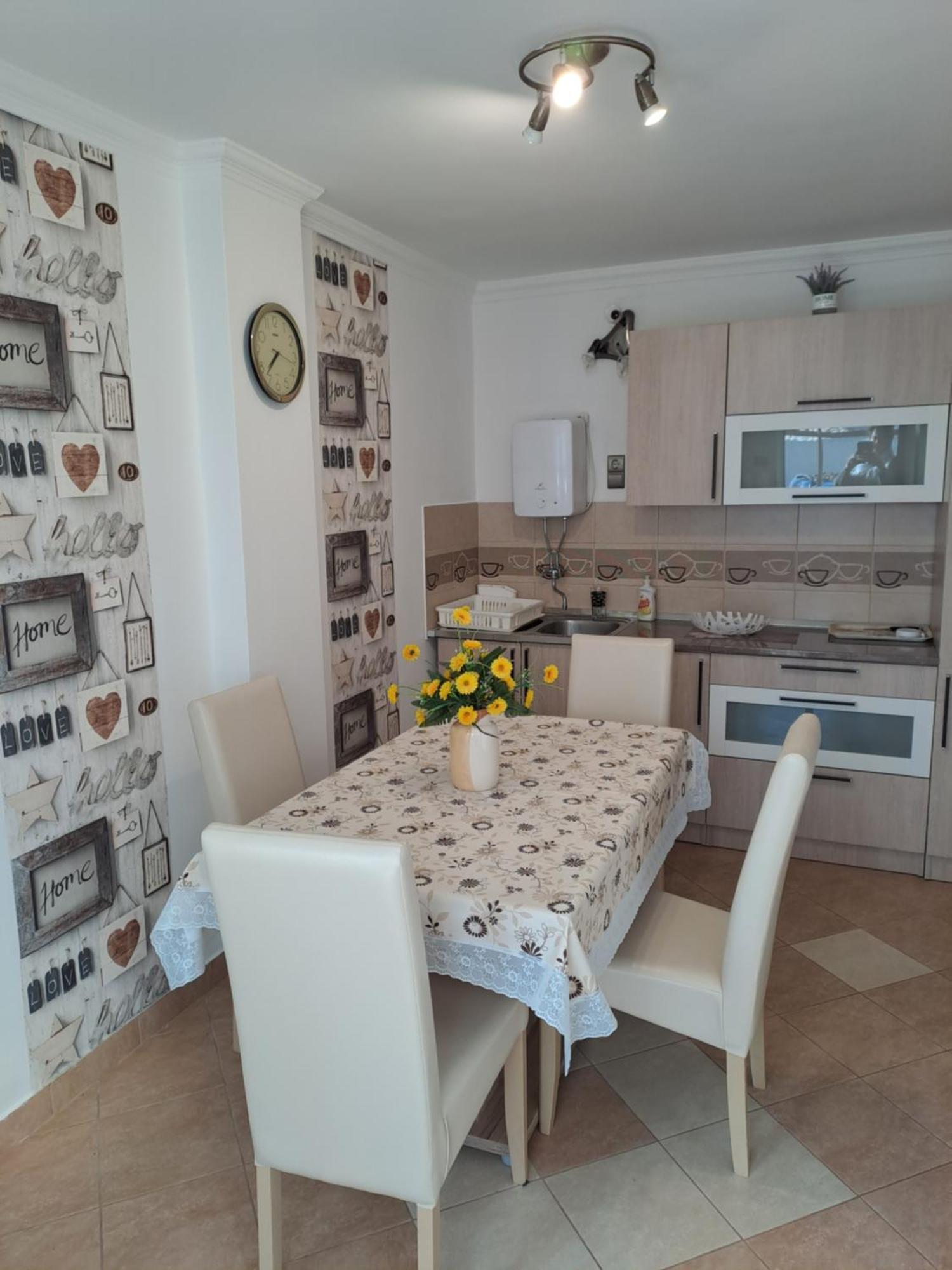 Katarina Apartman Hajdúszoboszló Extérieur photo